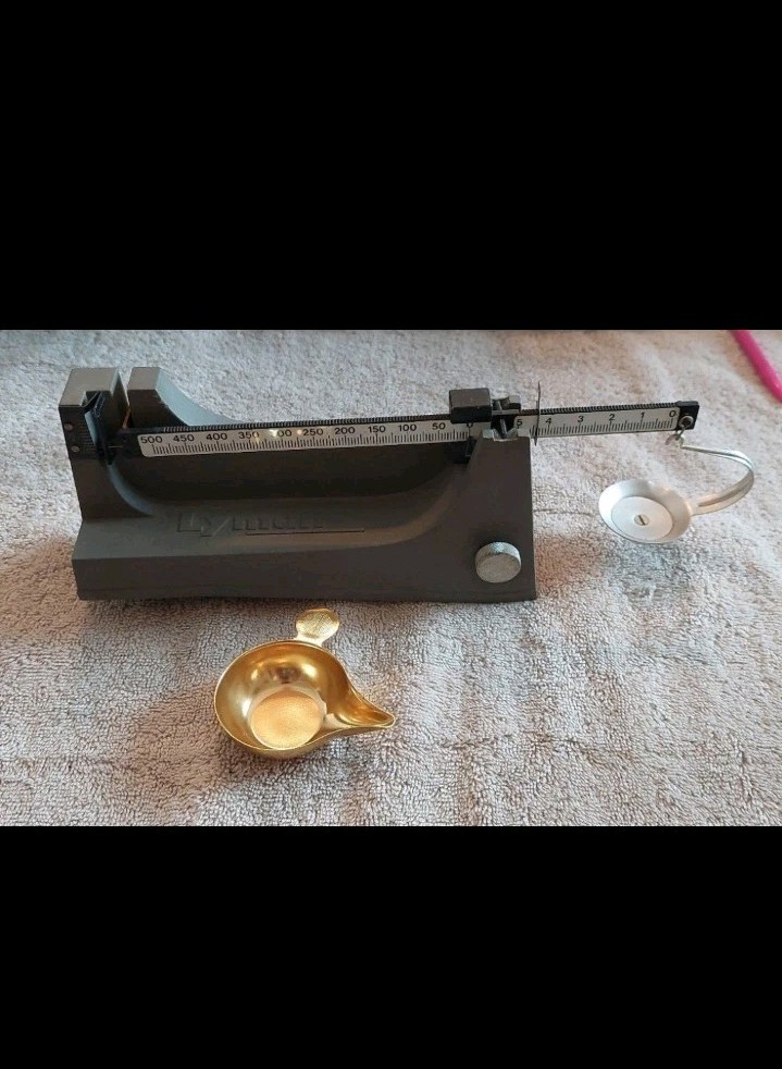 *Lyman Reloading Scale