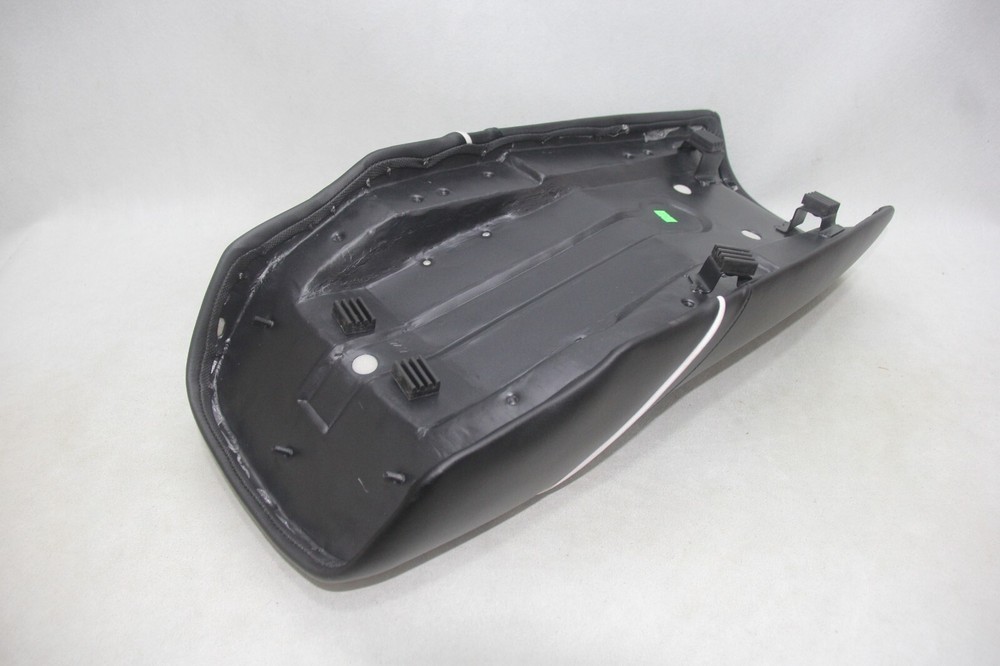 Yamaha RD400 RD400E E 1978 cafe racer motorcycle seat code: S1747