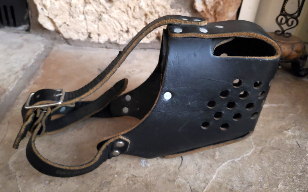 Ray Allen RamLite Handcrafted Black Latigo Leather Size #4 Muzzle