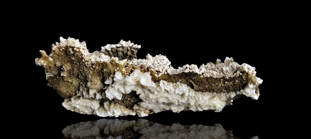 Chlorite Quartz with preferential Calcite( Large Cabinet Size)