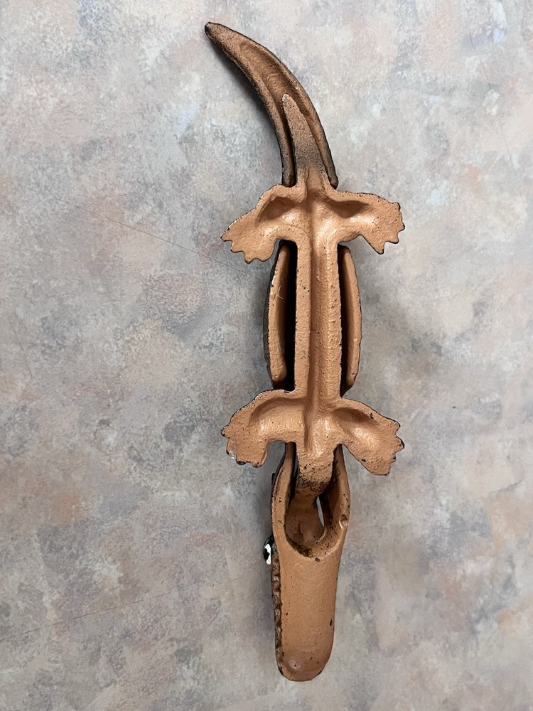 Vintage Cast Iron small Alligator original paint Nutcracker