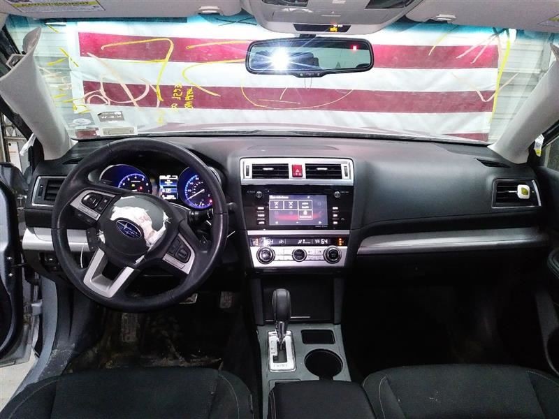 LEGACY 2015 Headrest 309013
