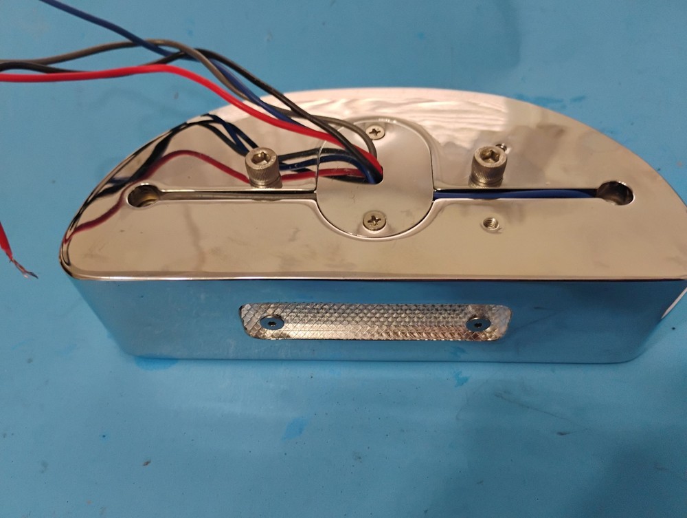 HARLEY NOS CUSTOM BOBTAIL CHROME TAILIGHT WITH DIRECTIONALS IN IT !!!