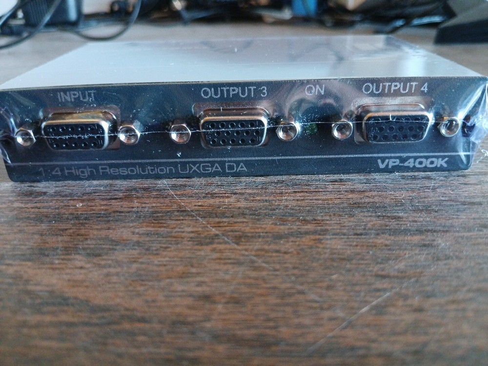 KRAMER ELECTRONICS VP-400 1:4 Computer Graphics Video Distribution Amplifier