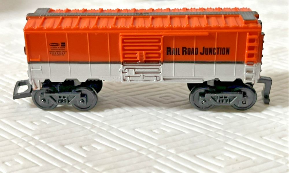 1990 Reno All Aboard Railroad Action Freight Train Set Incomplete