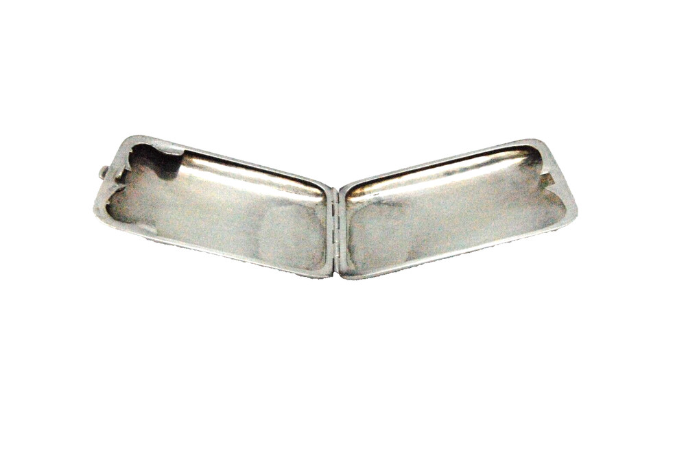 VINTAGE TIFFANY & CO 925 STERLING SILVER HAMMERED ENGRAVED MATCHBOX