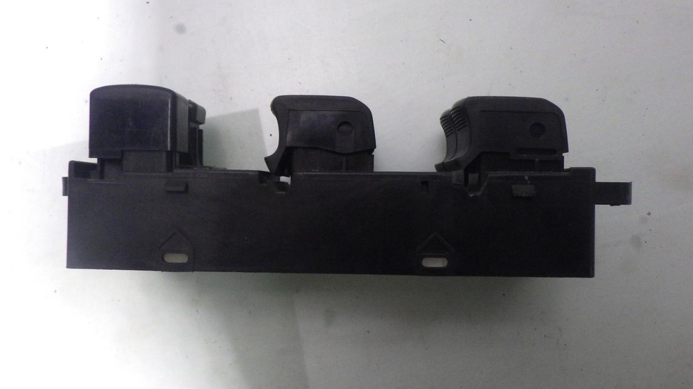 04 NISSAN MURANO Front Door Switch