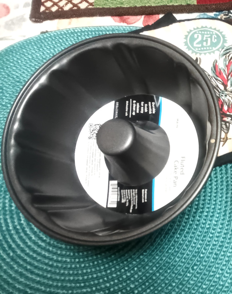 bundt cake pan