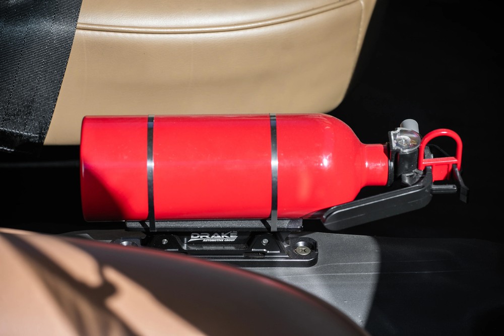 Scott Drake FIREX-MNT-DAG Quick Release Fire Extinguisher Mount - Black