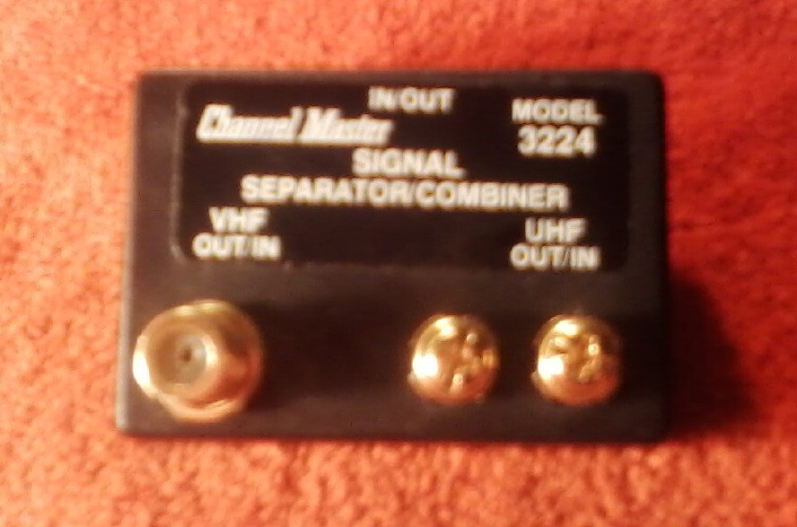 Channel Master Signal Separator / Combiner model 3224