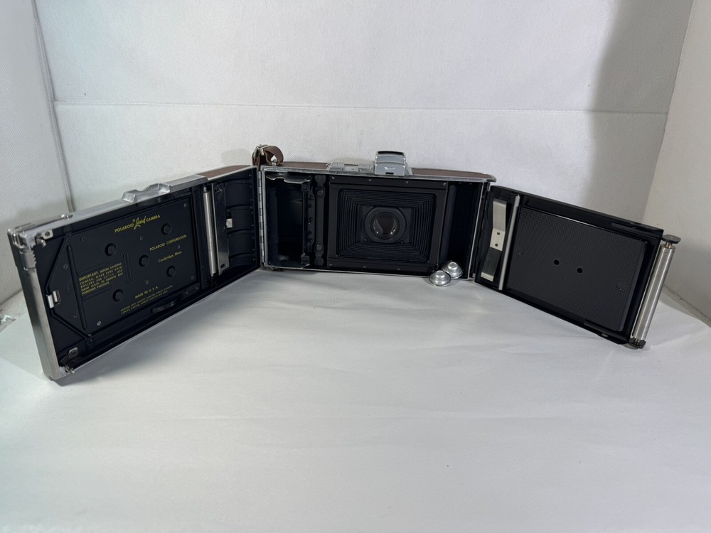 Great Condition Polaroid Land Camera Speedliner Model 95B W/Original Box
