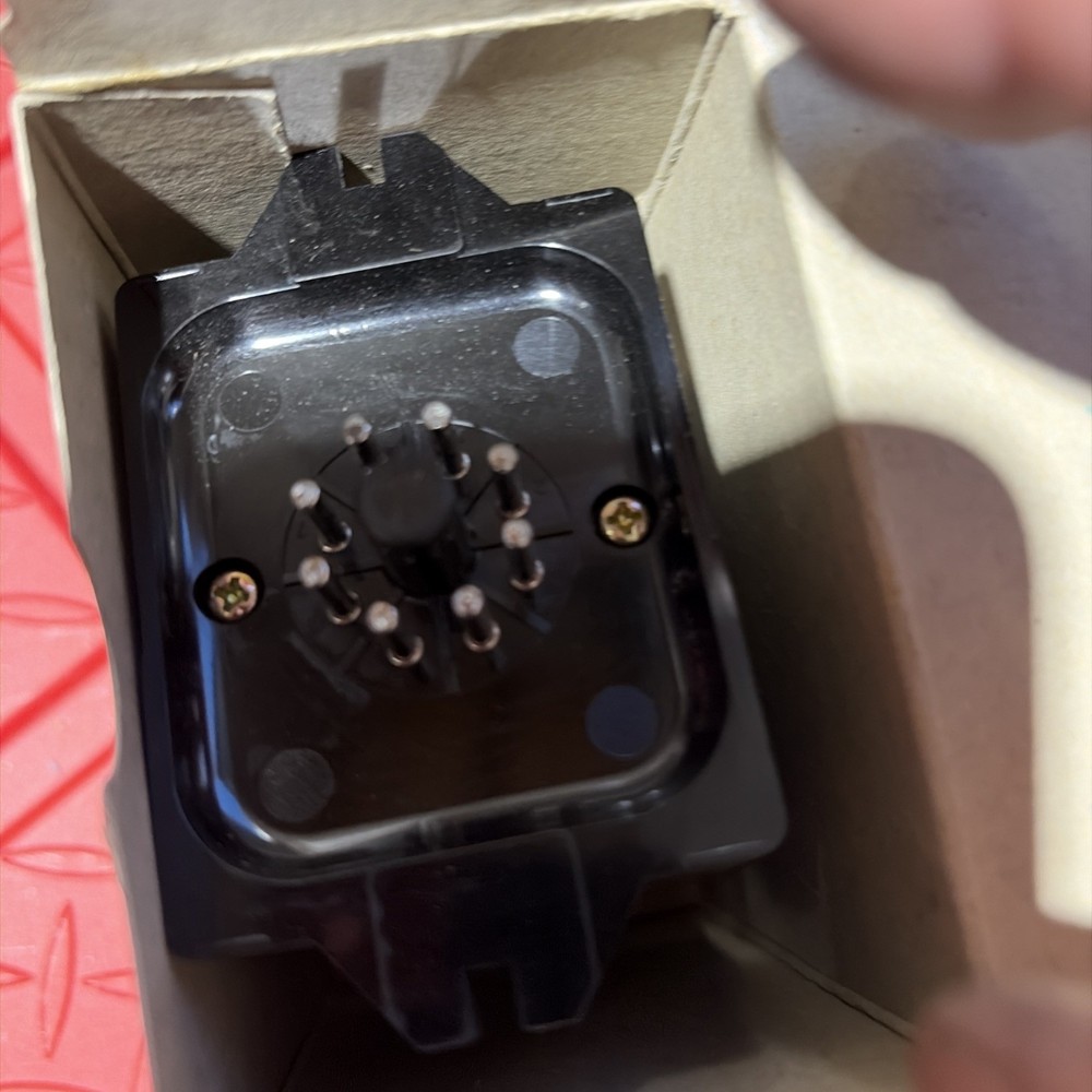 Omron STP-NMD-US SUBMINY Timer 110v 12 Second