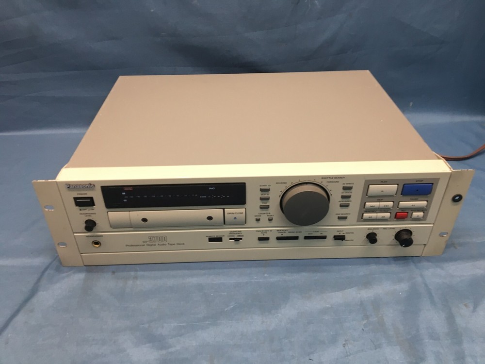 **READ**Panasonic SV-3700 DAT Digital Cassette Tape Deck W/Rack Mount 1000 Hours