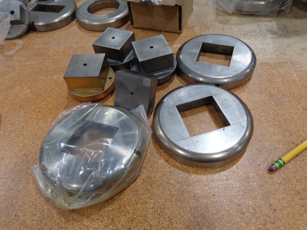 Strippet 3.5 assorted punch and die sets