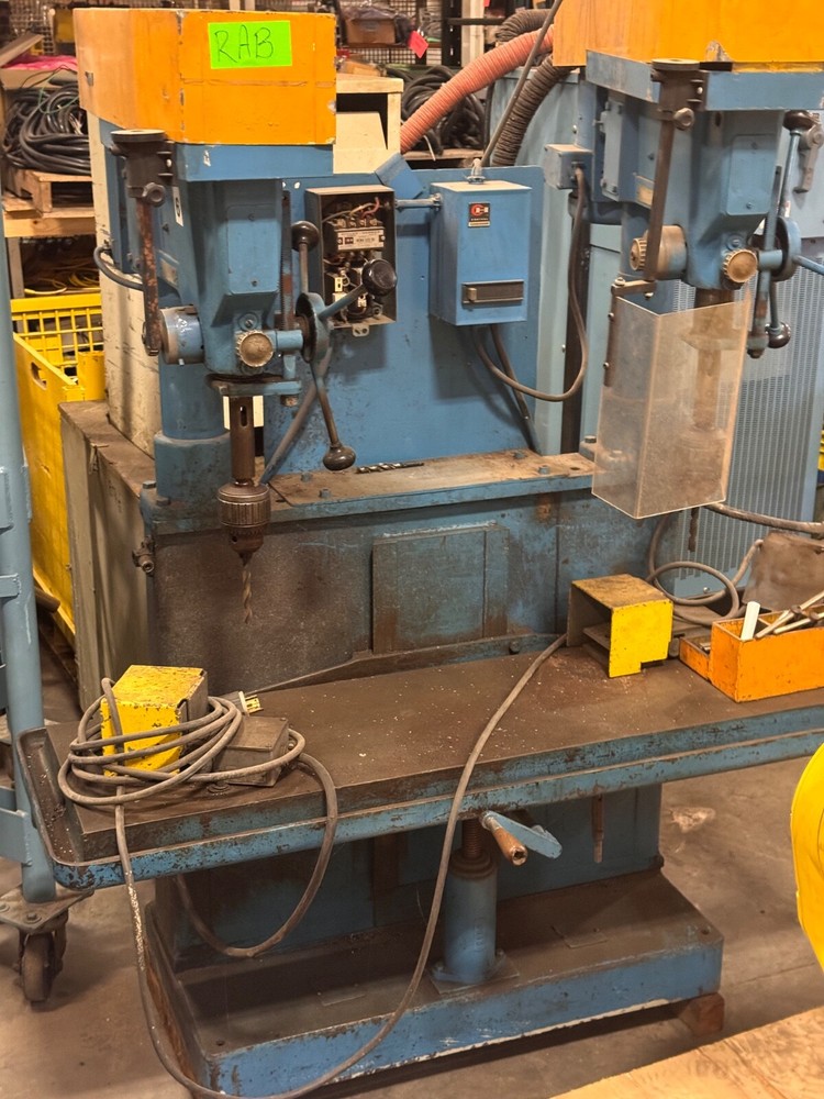 ROCKWELL DUEL HEAD DRILL PRESS W/ ADJUSTABLE UP & DOWN TABLE. MORSE TAPER NO.3
