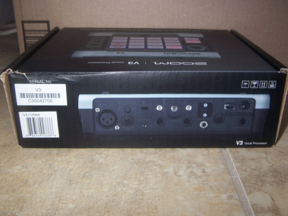 NEW Zoom V3 Vocal Processor USB Audio Interface 16 Voice Effect 3-Part Harmonies