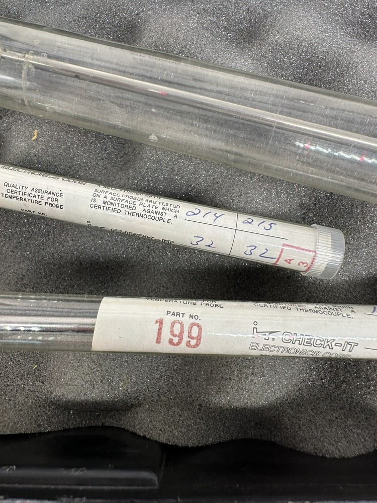 Check-It 602 Service* Engineer Pyrometer Set F*S