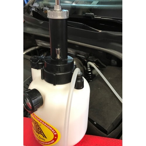 7015 Pressure Brake Bleeder