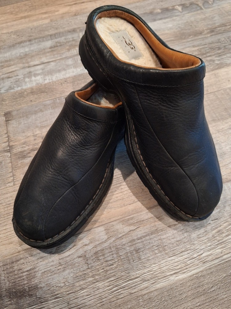 UGG Leather slippers men size 9