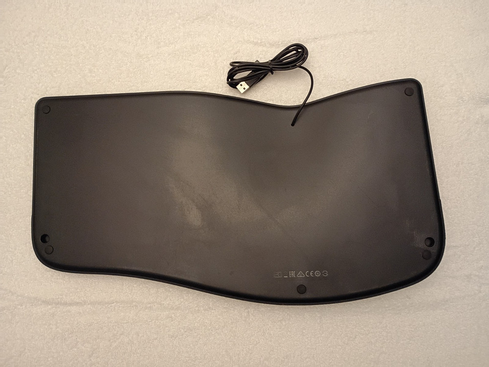 MICROSOFT 1878 Wired Ergonomic Keyboard