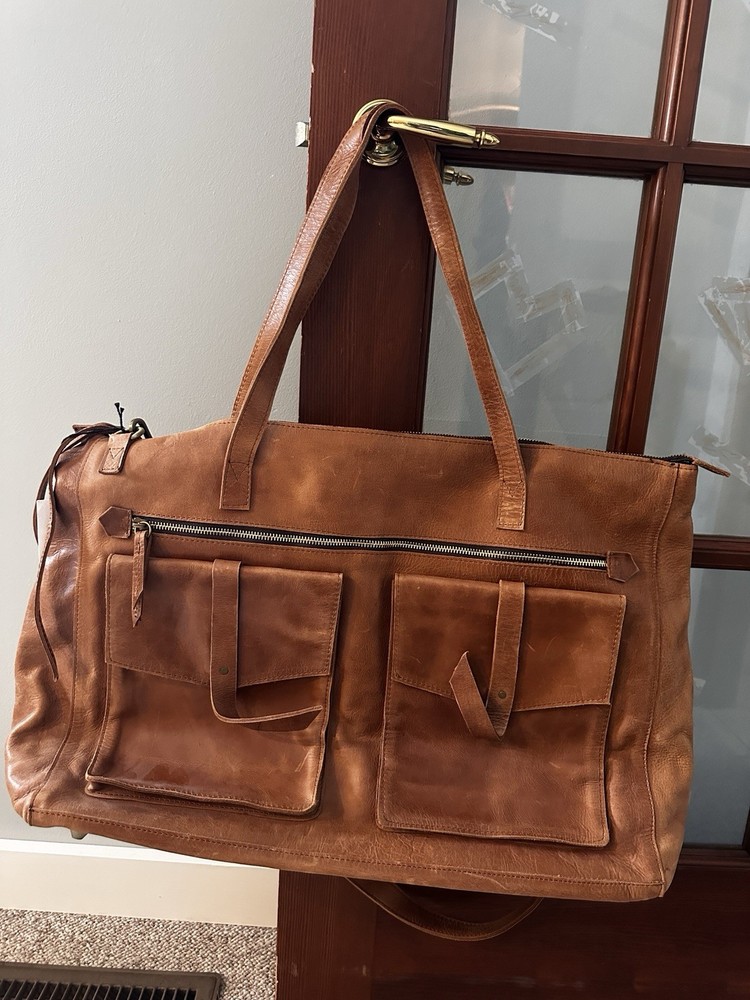 Raven & Lily Leather Weekender Bag