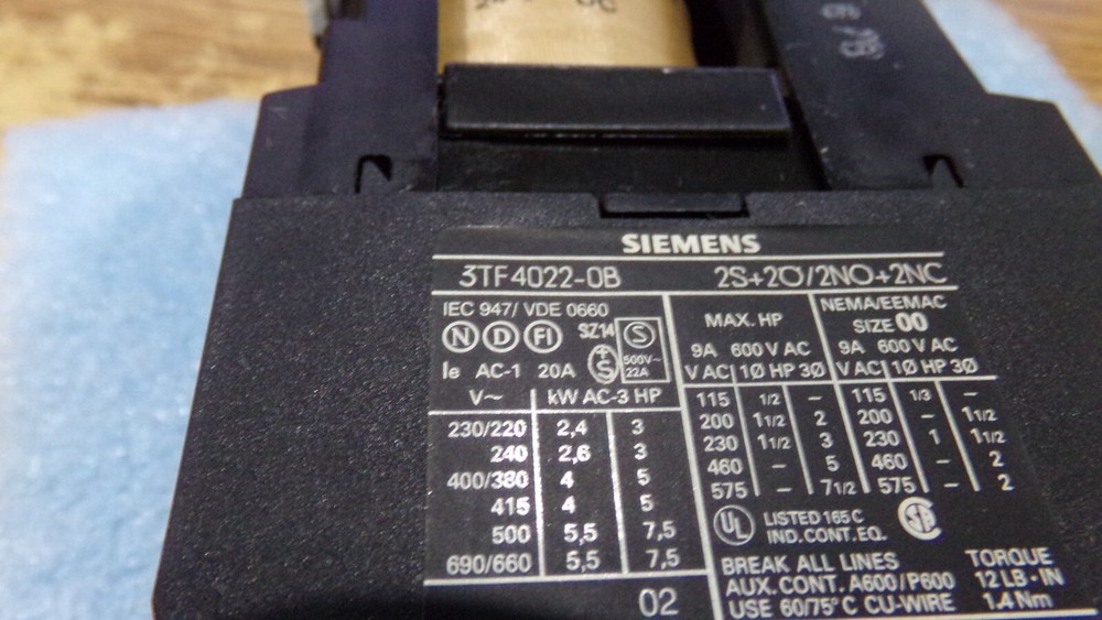 Siemens Model: 3TF4022-0B Motor Relay