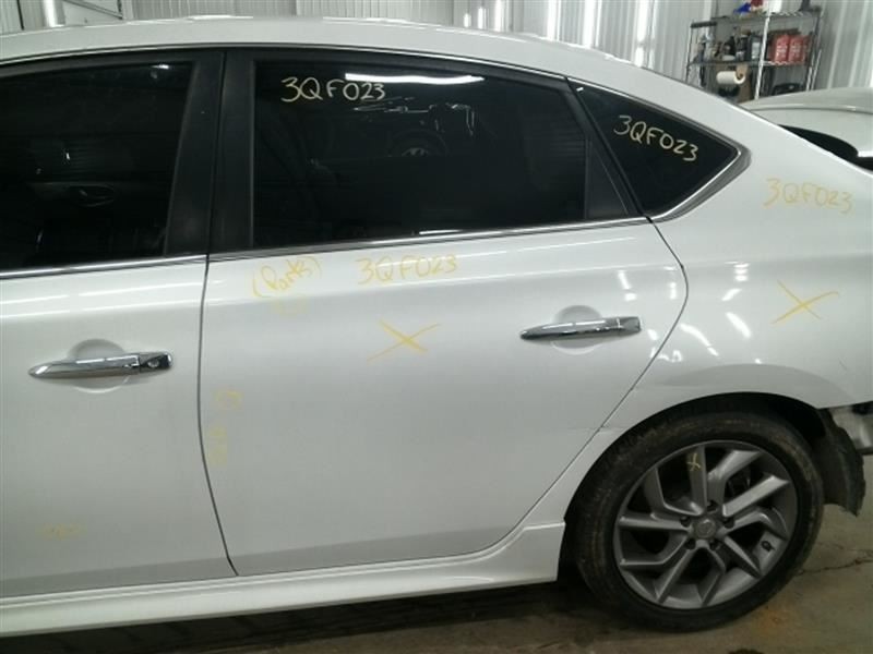 SENTRA 2015 Keys/Latches/Locks 104636111