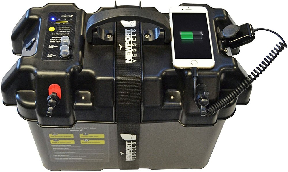 Trolling Motor Smart Battery Box Power Center with USB and DC Po