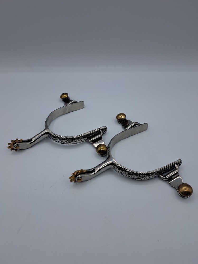 Pair Spurs Womens Twisted Band