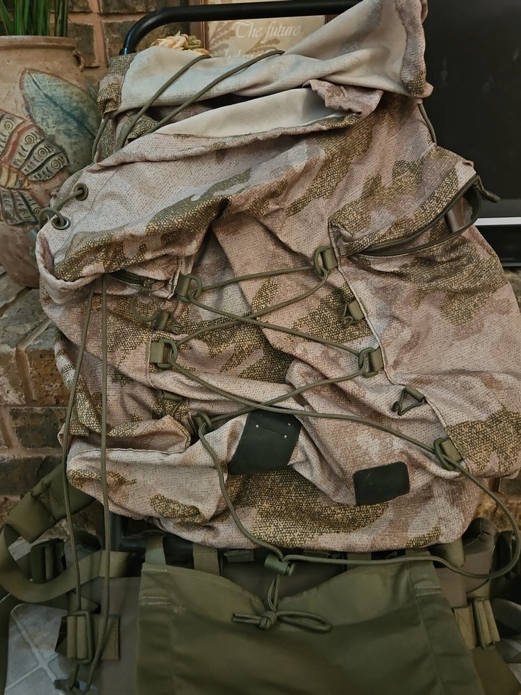 Cabelas Alaskan Camouflage H20 External Frame & Backpack Great Condition