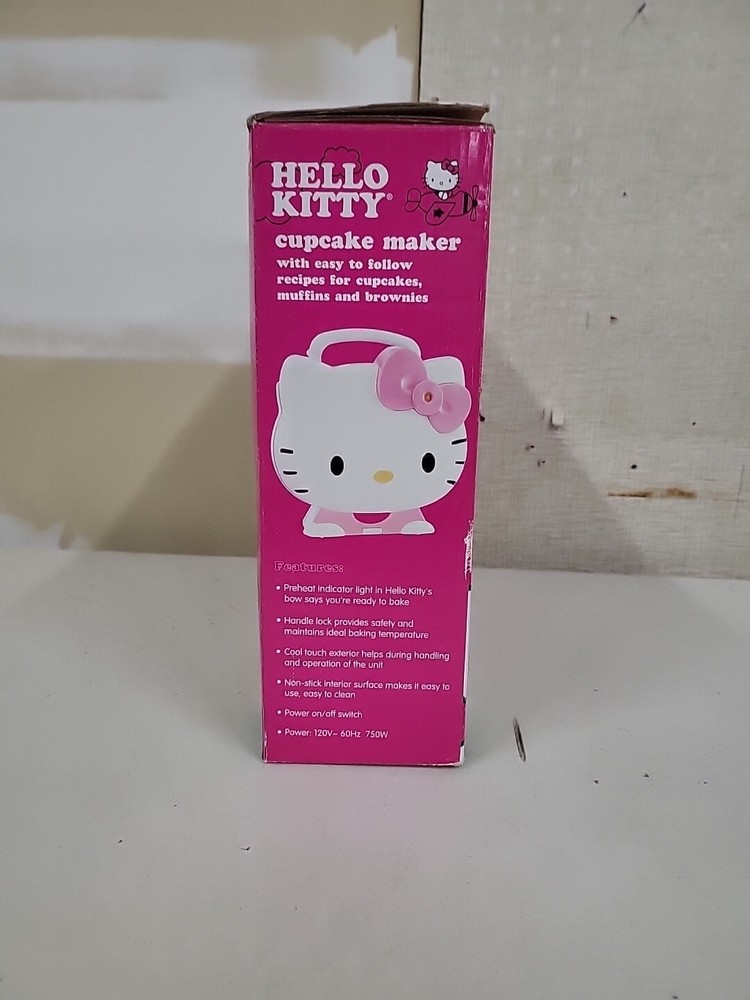 Sanrio Hello Kitty Cupcake Maker NIB