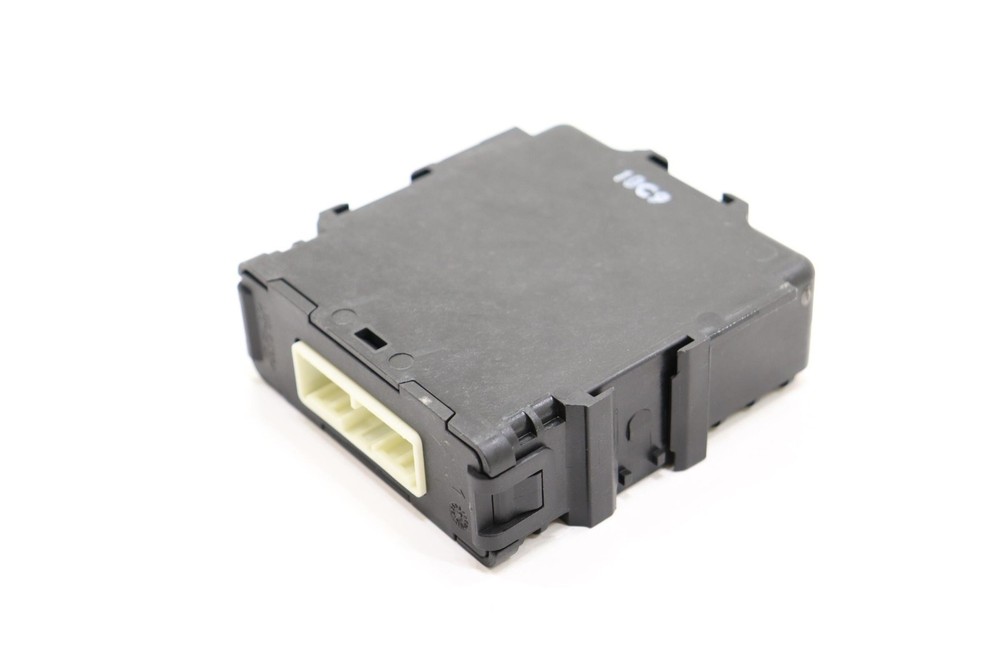 2019 - 2022 VOLVO XC40 AUTOMATIC TRANSMISSION CONTROL MODULE UNIT OEM 31686384