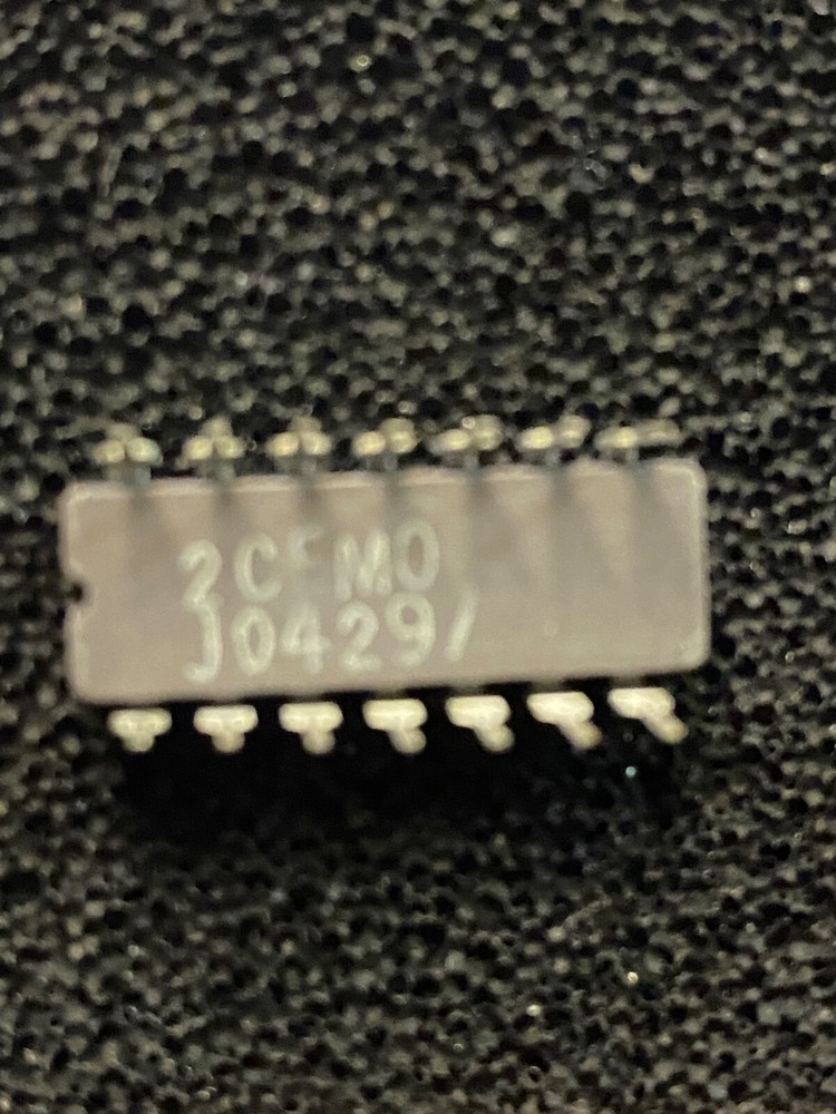 CD4023AF/3 IC CMOS NAND GATE 3-FUNCTION 3-INPUT 14-PIN CDIP (1 PER LOT)