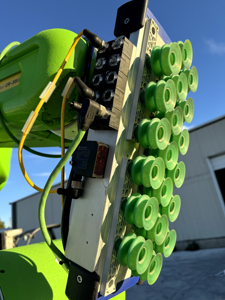 FANUC CR-35IA COBOT W/ R-30iB Plus Controller 2018