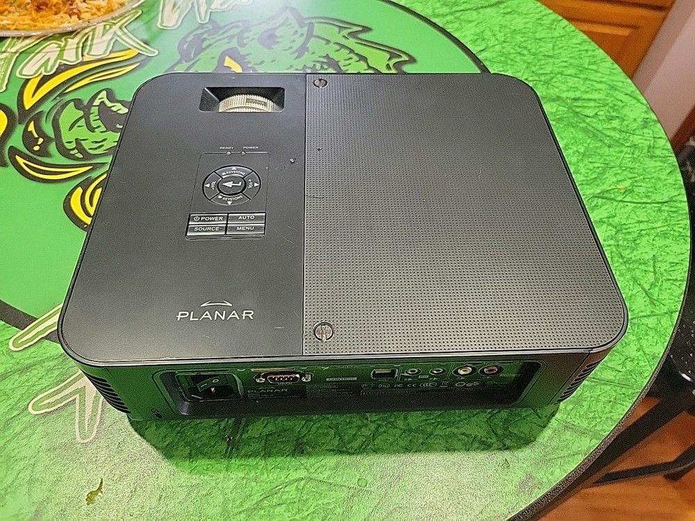 Planar PR5020 DLP VGA DVI Video Projector Nice