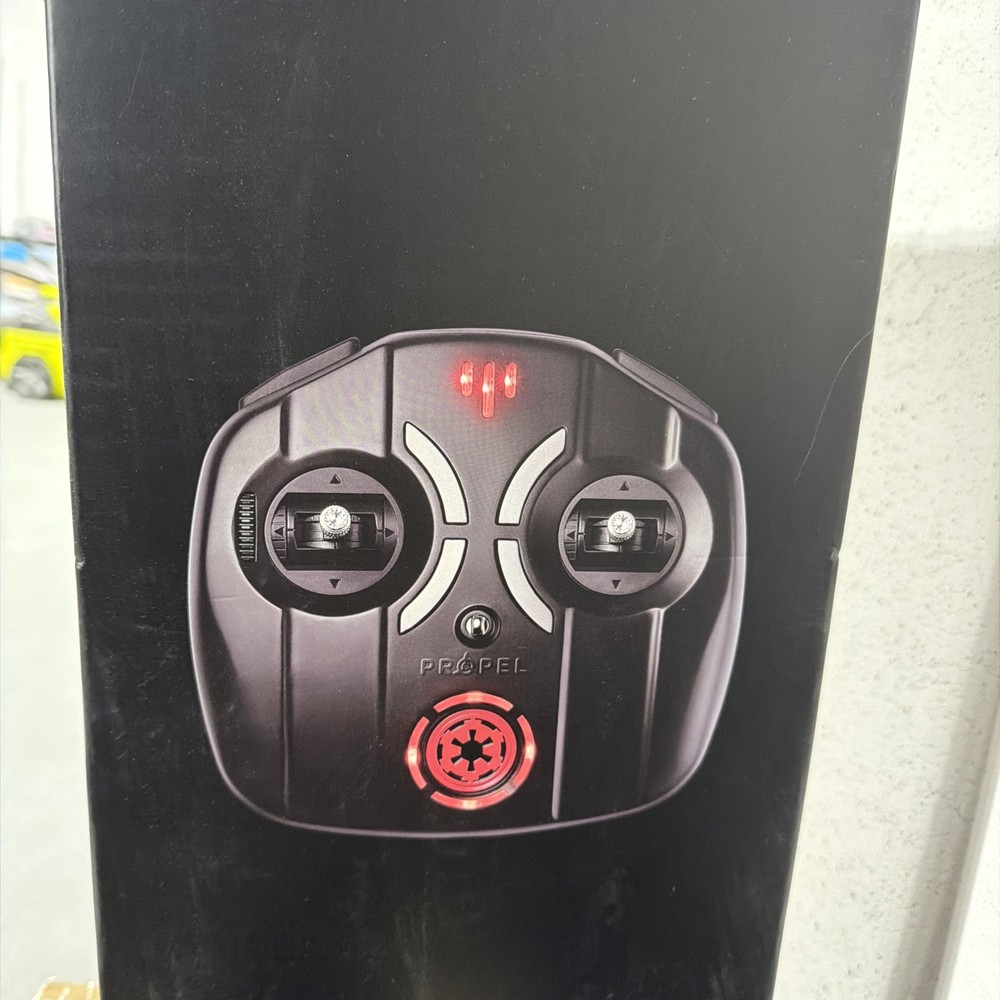 Propel Star Wars TIE Advanced X1 High Performance Battling Drone