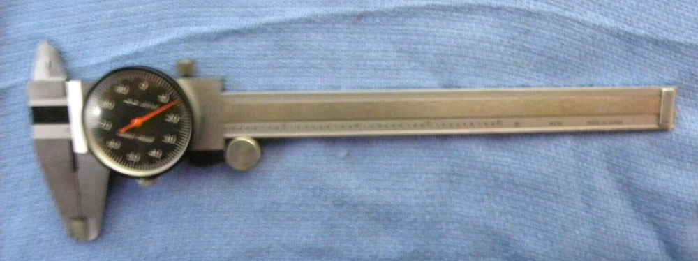 Dial Caliper 6" Shock Proof Black Face #9432 in Case