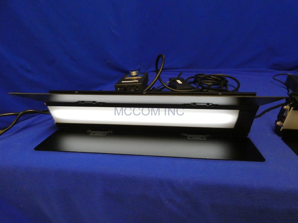 FloLight Bladelight 18 LED Light Qty 2 w/ dimmers READ AD