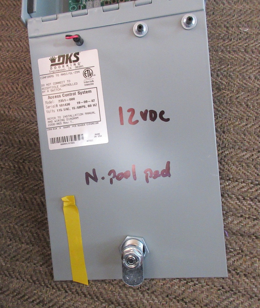 2351-080 - DOORKING small enclosure + 2358-010 PCB Board Reader Tracker USED