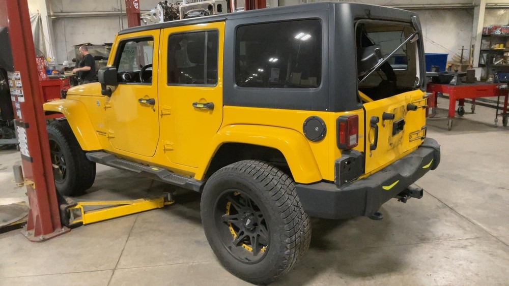 Used Windshield Frame fits: 2015 Jeep Wrangler Grade A