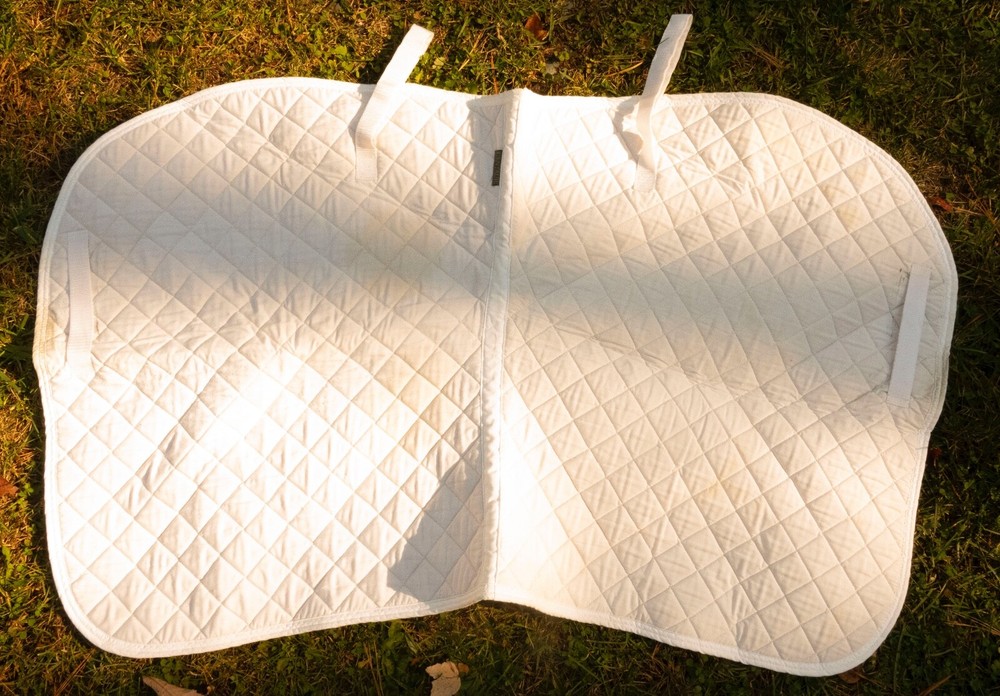 Saddle Pad White Centaur Used 22" Spine 21" Drop