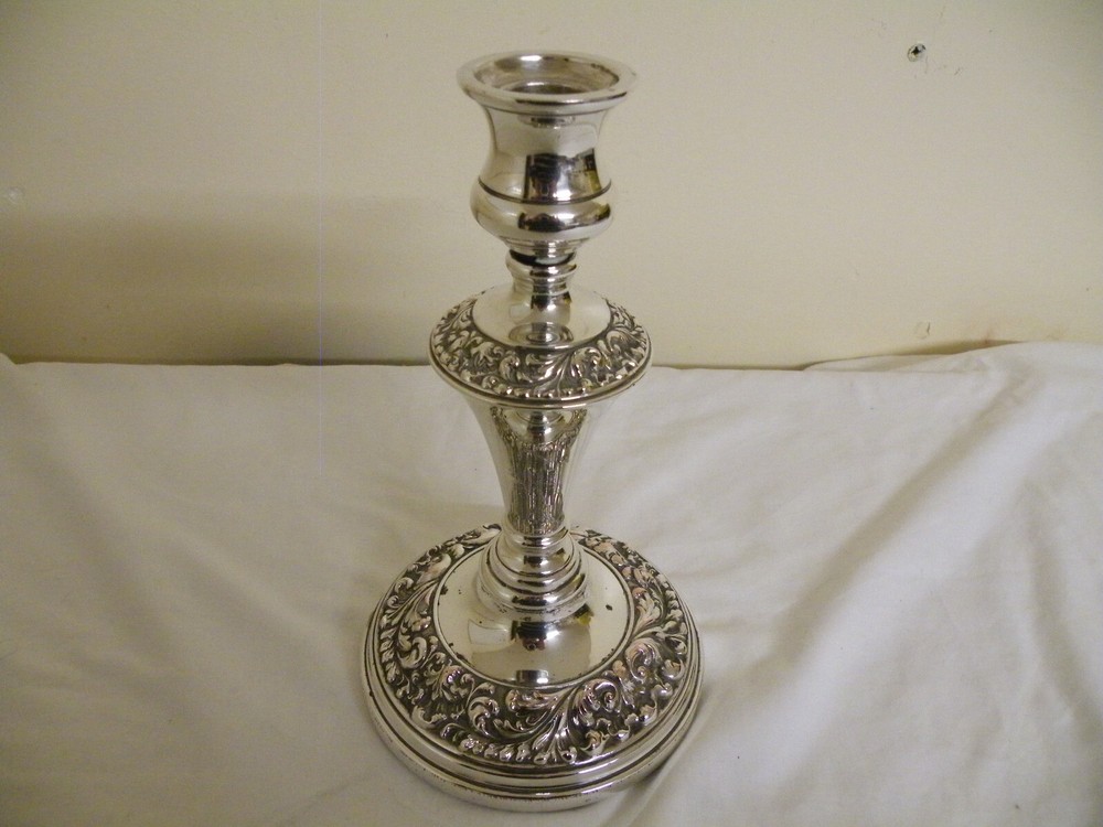 VINTAGE ENGLISH SILVER PLATED CANDLESTICK