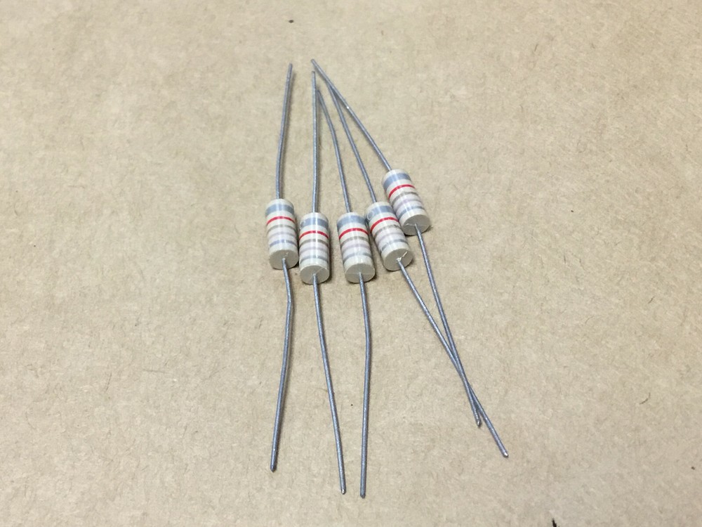 (5 PCS)  API DELEVAN 1840-16  Fixed Inductors 2.7uH 10% 1.1ohm Unshield Molded