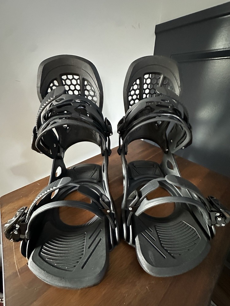 CHAMOMIX Chavanne Women’s Snowboard Boot Bindings, MEDIUM SIZE 7-10