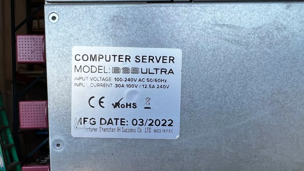 Octominer X8 ULTRA Plus 3000W