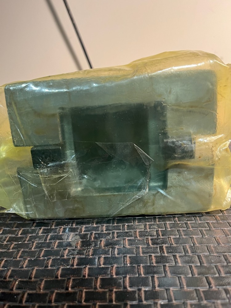 Adjustable Tail Stock for Rotary Table (New Open Box)