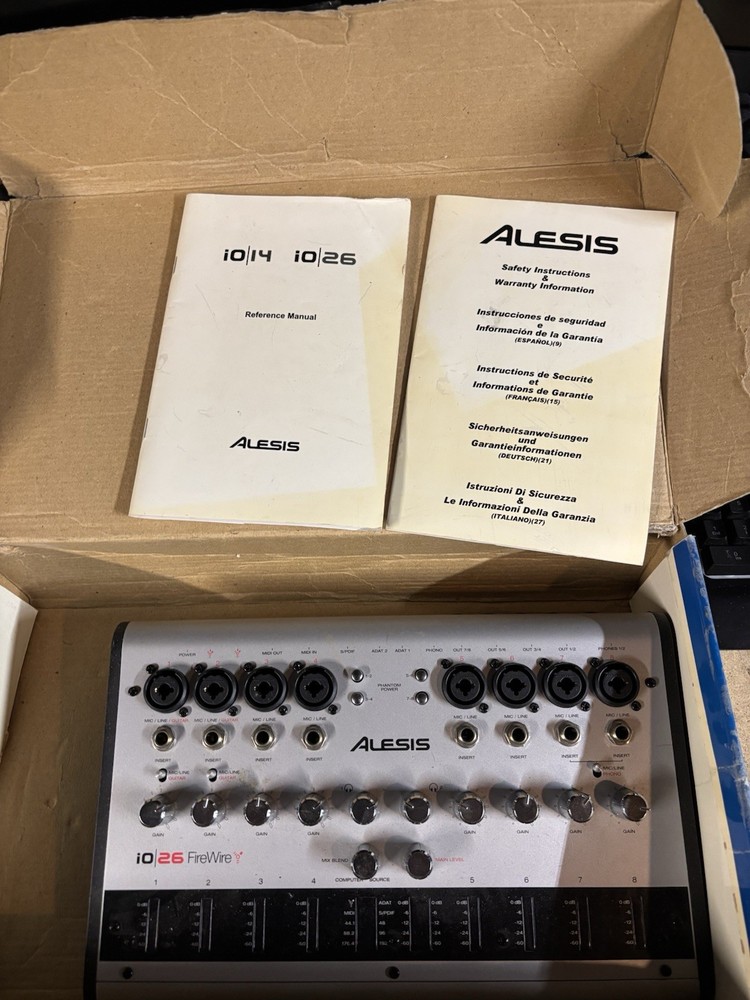 Alesis iO 26 FireWire Audio Interface 8 Analog 16 Digital Inputs 24Bit 192kHz