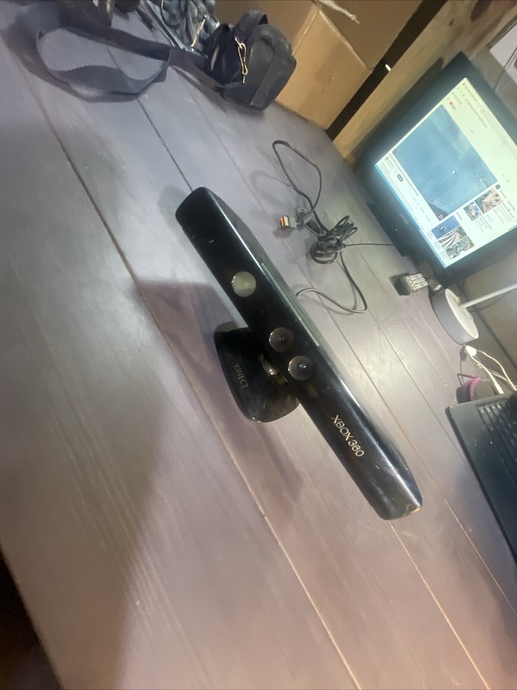 Official Microsoft Xbox 360 Kinect Motion Sensor Bar! ~ Works Great! Fast Ship!