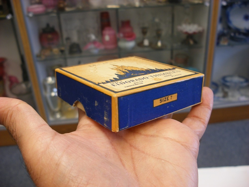 Vintage Sewing Notions - Eldorado Thimble Box No. 7 Empty