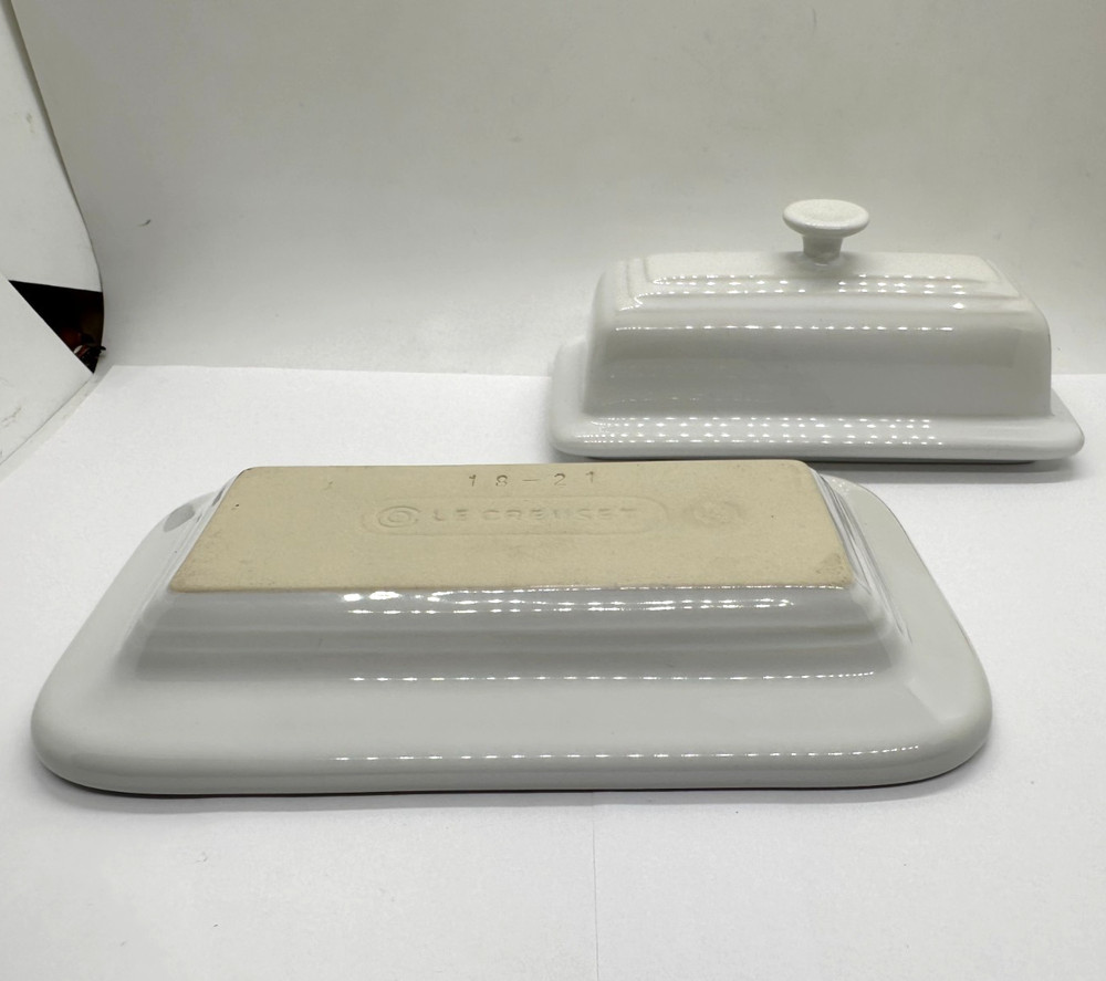 Le Creuset Butter Dish White Stoneware Rectangular Dish Retired (READ)